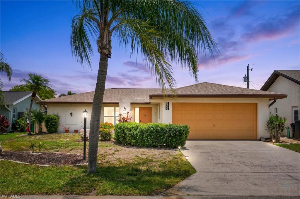 9708 Foxglove CIR