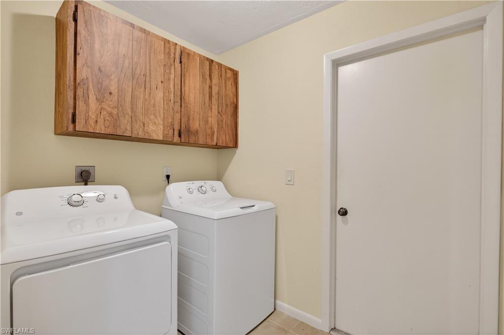 9708 Foxglove CIR photo 24