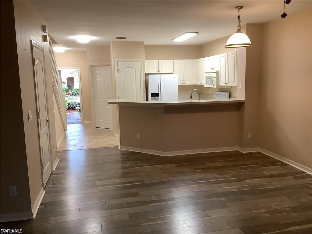 8649 Athena CT