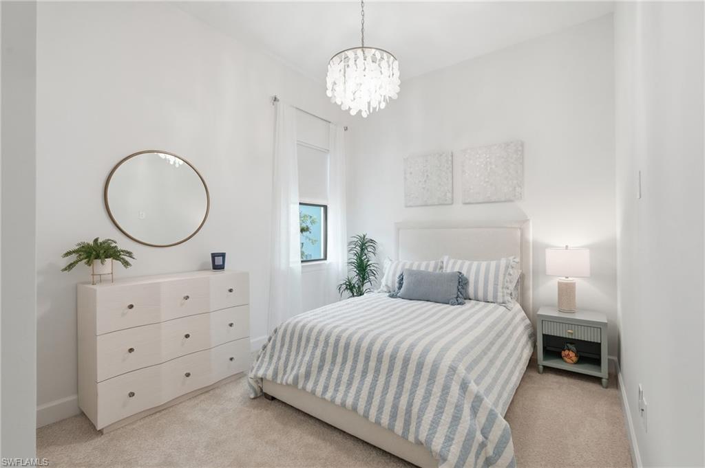 Split Floor Plan Bed 3- Allows your guest the privacy they want
