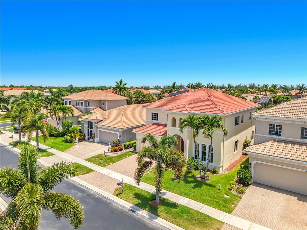 15641 Alton DR