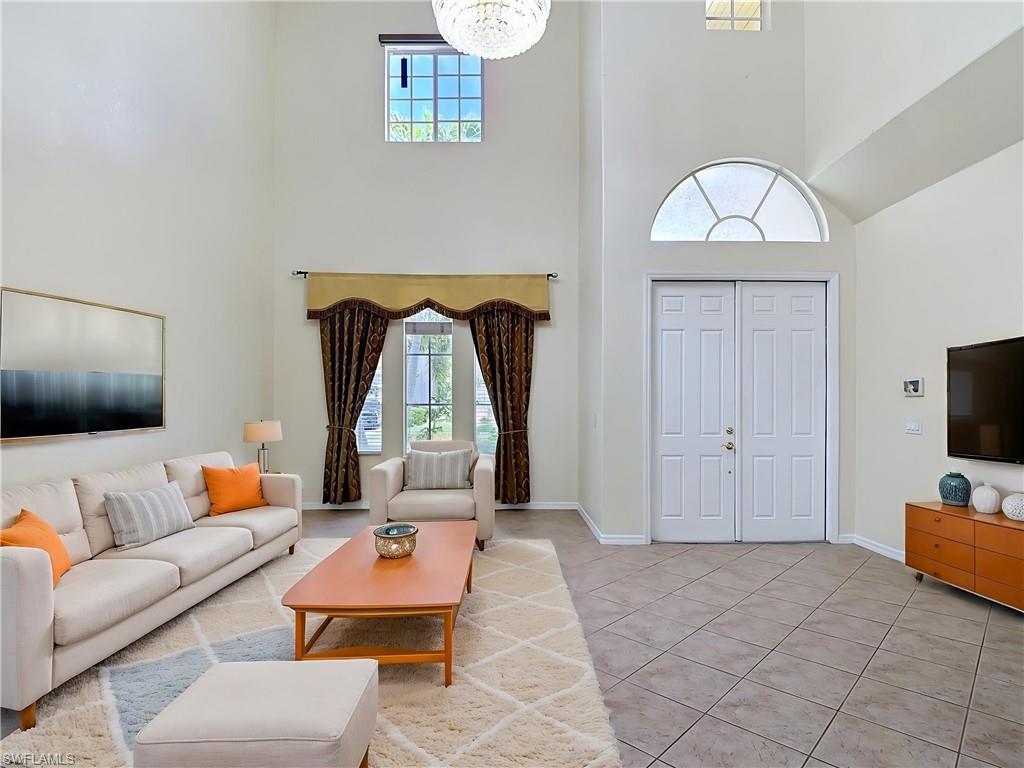 15641 Alton DR