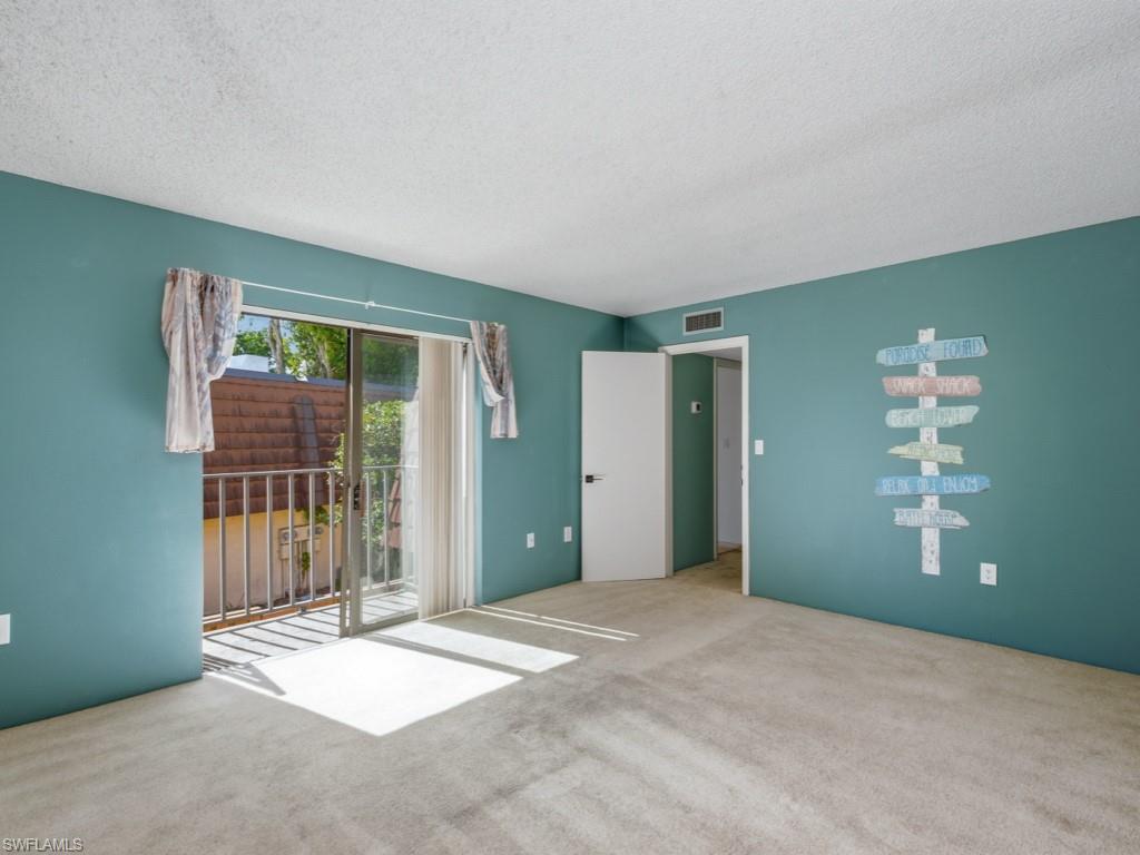 5247 Cedarbend DR 2 photo 16