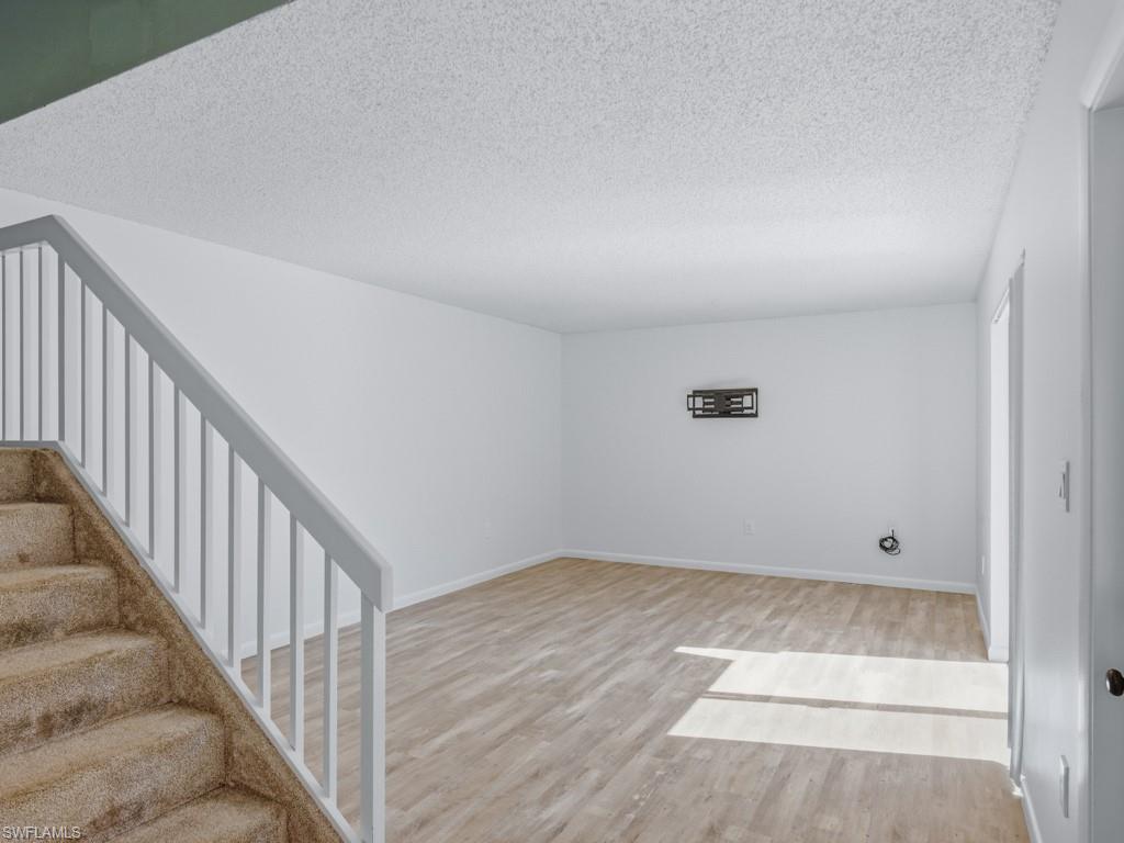 5247 Cedarbend DR 2