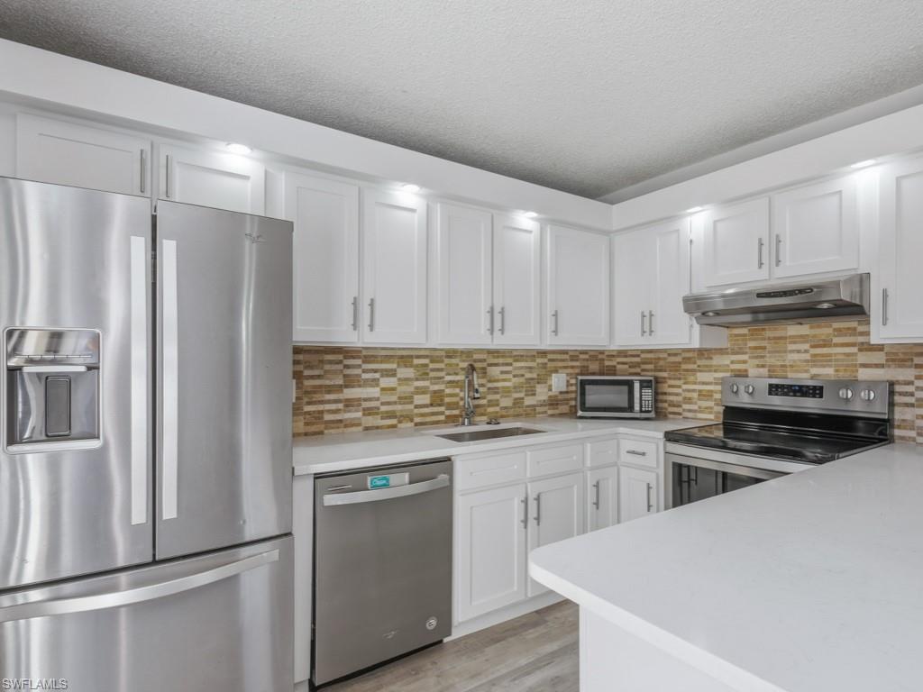 5247 Cedarbend DR 2