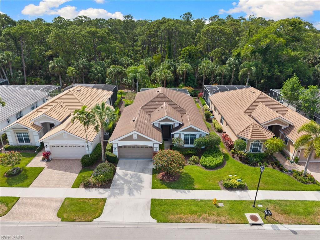 1717 Winding Oaks WAY