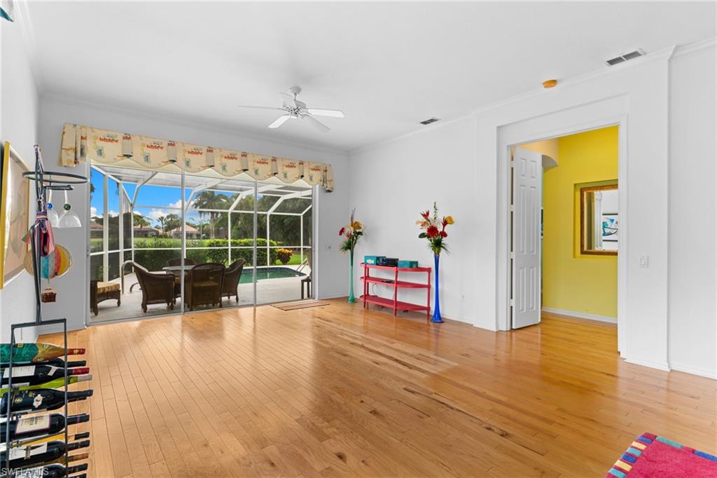 1843 Leamington LN photo 11
