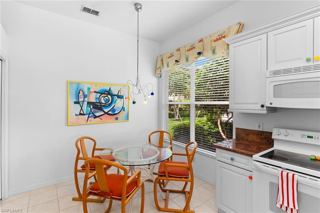 1843 Leamington LN photo 8