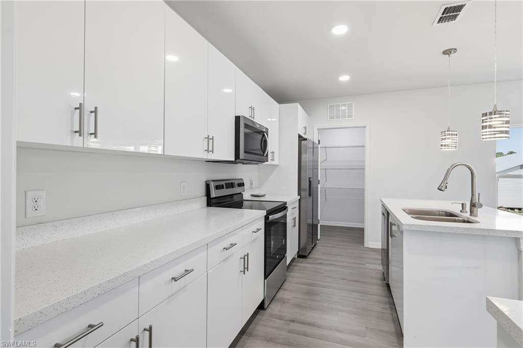 1406 Ford CIR photo 12
