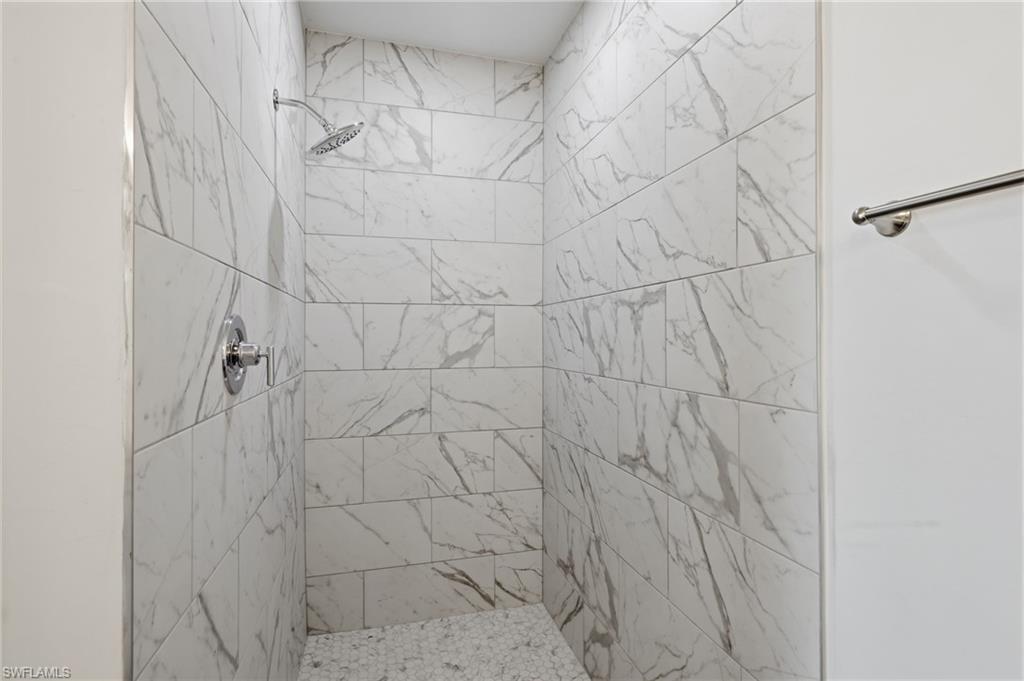 1406 Ford CIR photo 24