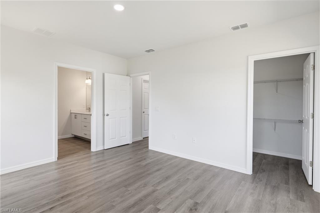 1406 Ford CIR photo 18