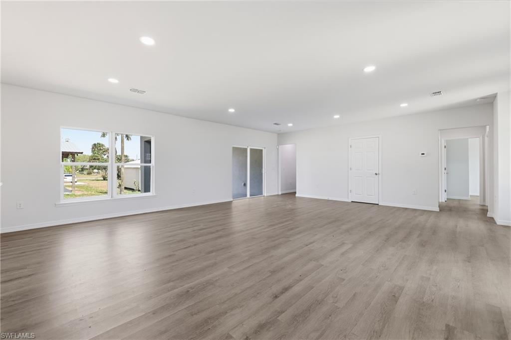 1406 Ford CIR photo 15