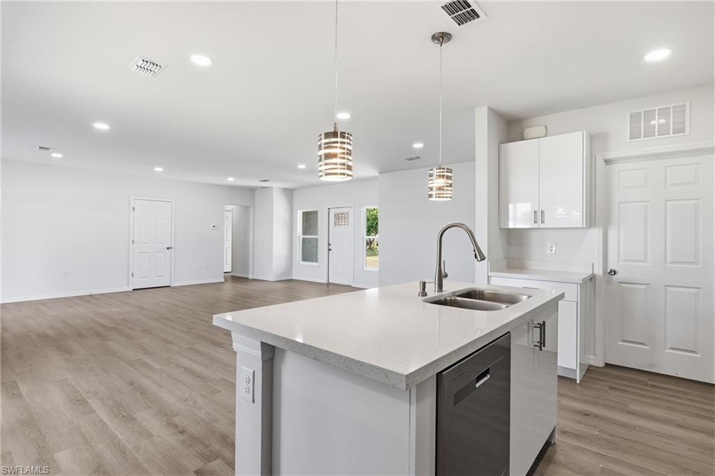 1406 Ford CIR photo 11