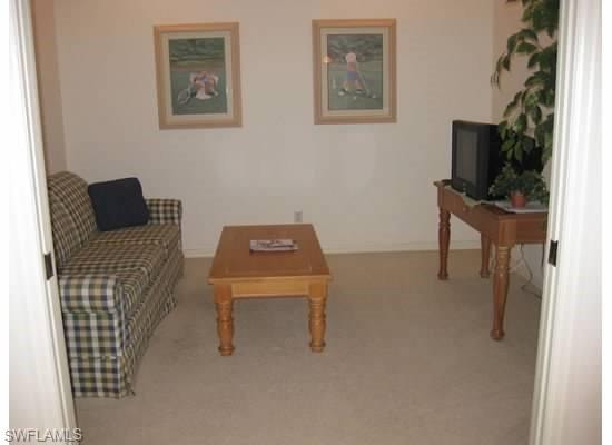 20573 Candlewood Hollow photo 7