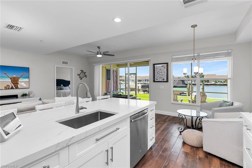 370 Stella Maris DR N 2502 photo 10