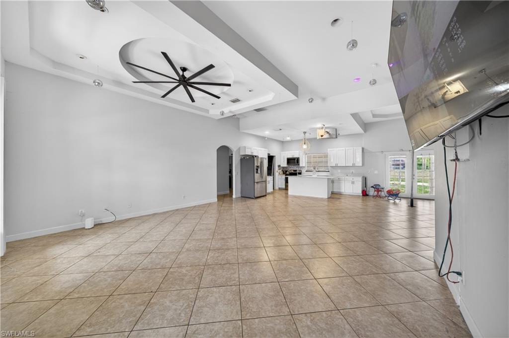 614 Jackson AVE