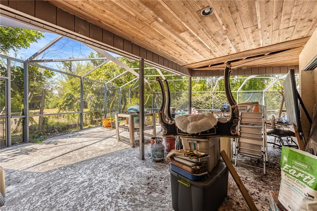 13746 Brynwood LN photo 22