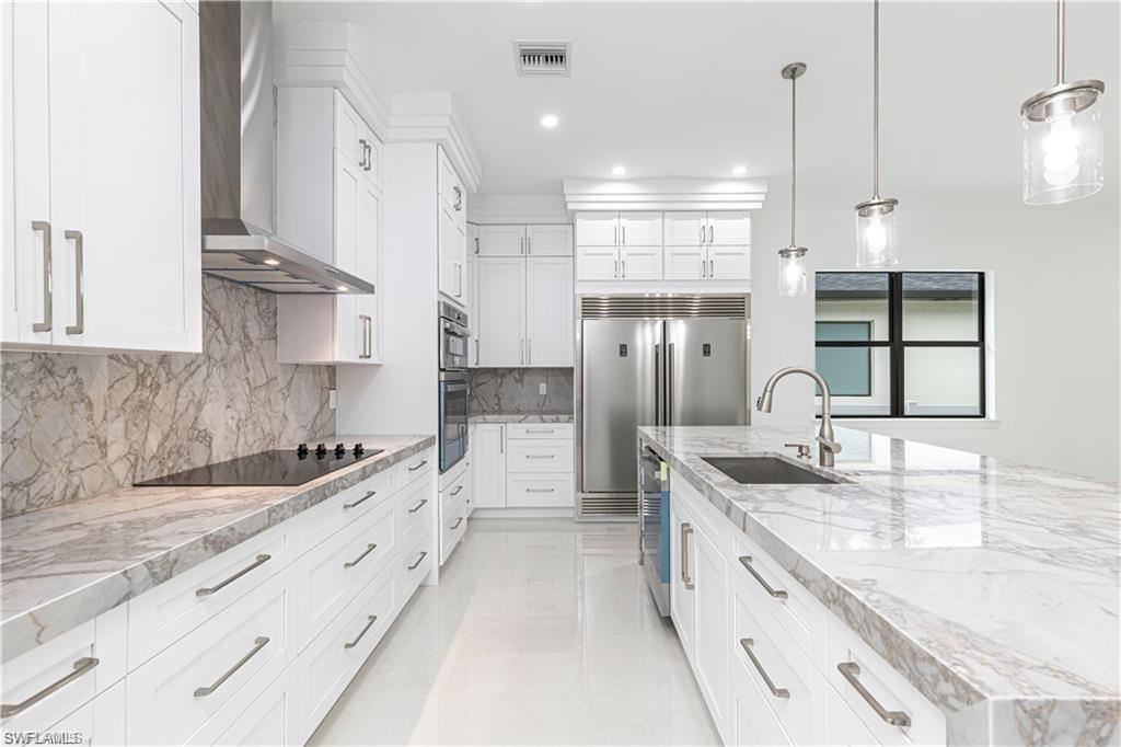 3098 Pine Tree DR