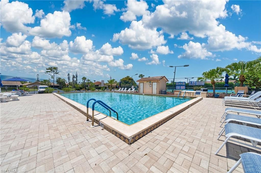 17318 Timber Oak LN