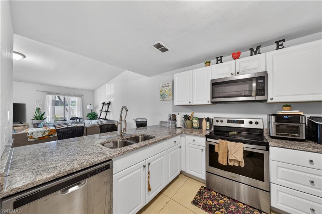 17318 Timber Oak LN photo 9