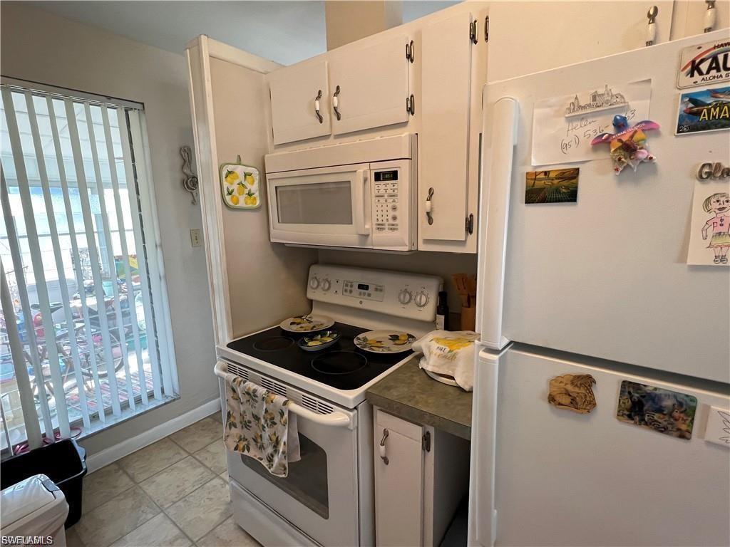 22147 Catherine AVE photo 9