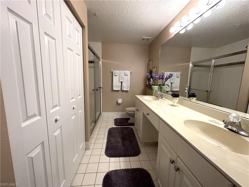 6670 Huntington Lakes CIR 103 photo 13