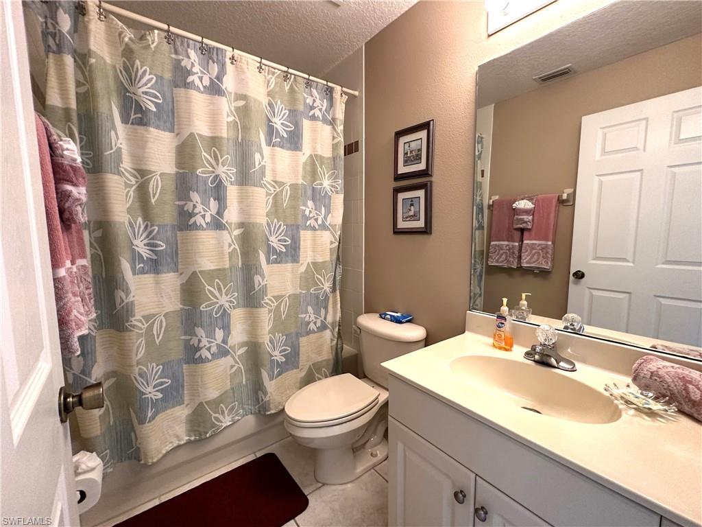 6670 Huntington Lakes CIR 103 photo 14