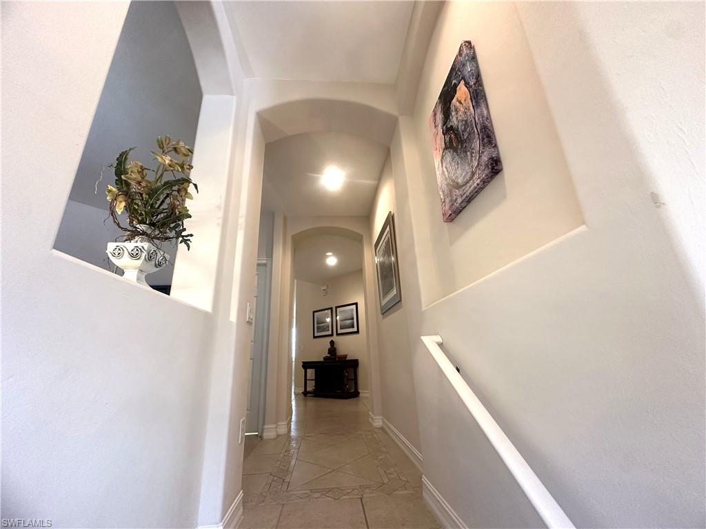 1634 Tarpon Bay DR S 202
