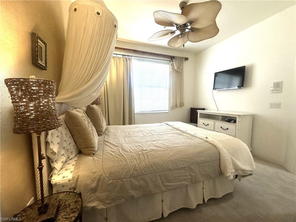 1570 Winding Oaks WAY 201 photo 27