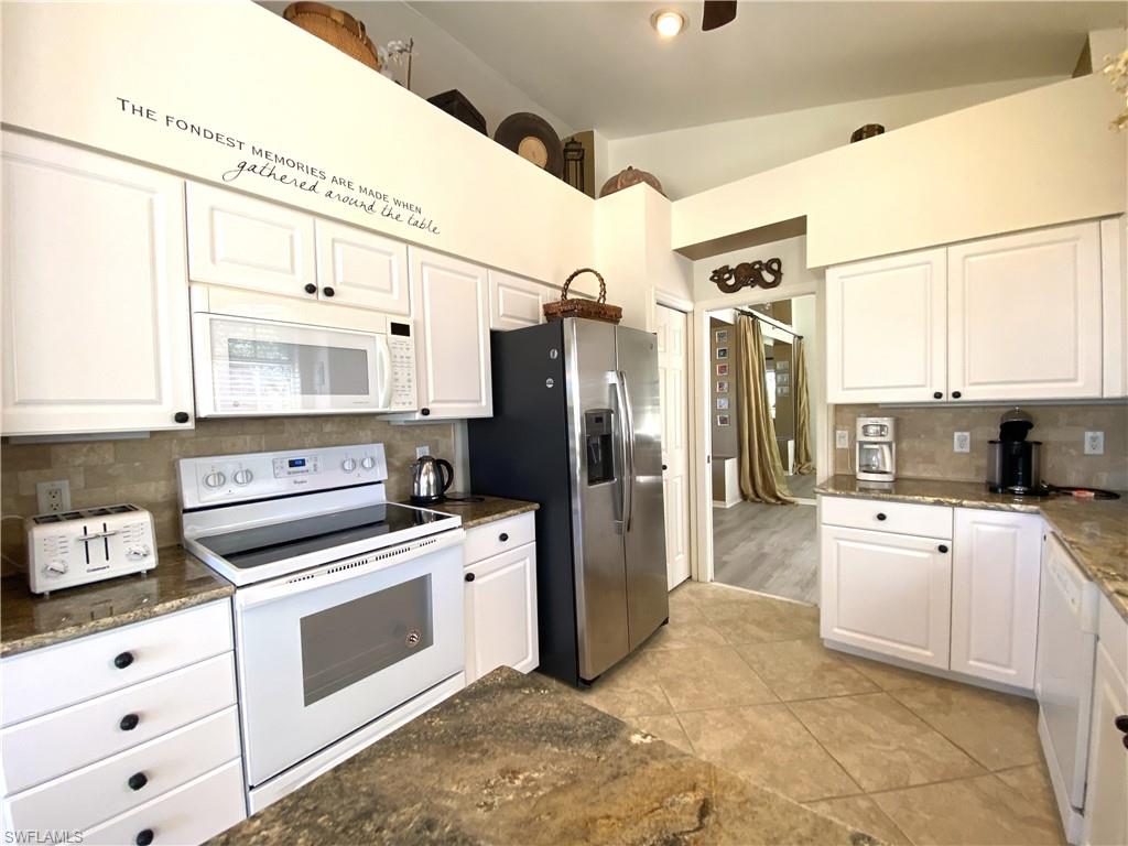 1570 Winding Oaks WAY 201 photo 13