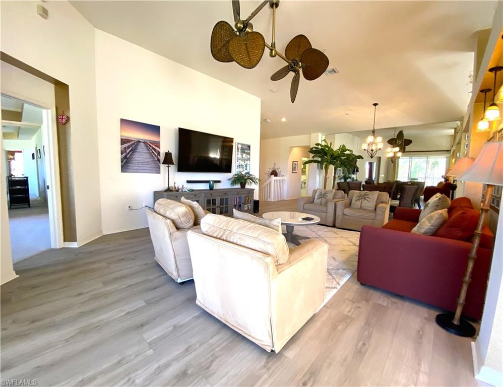 1570 Winding Oaks WAY 201 photo 17