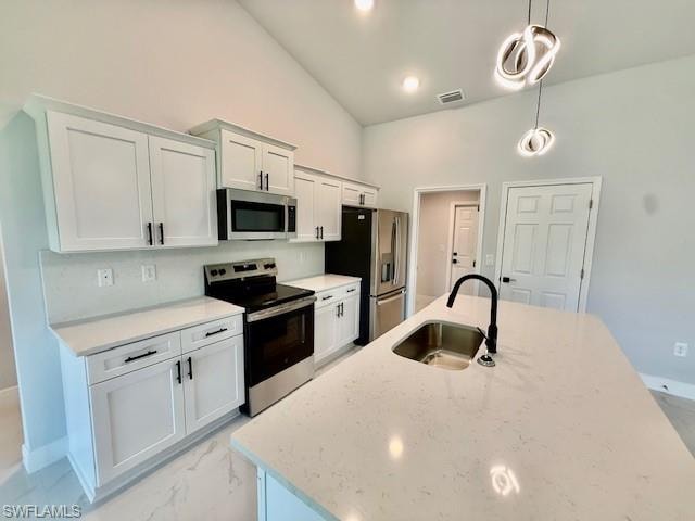 1017 Maple AVE N photo 6