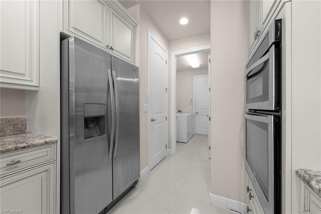 9917 Alhambra LN photo 16