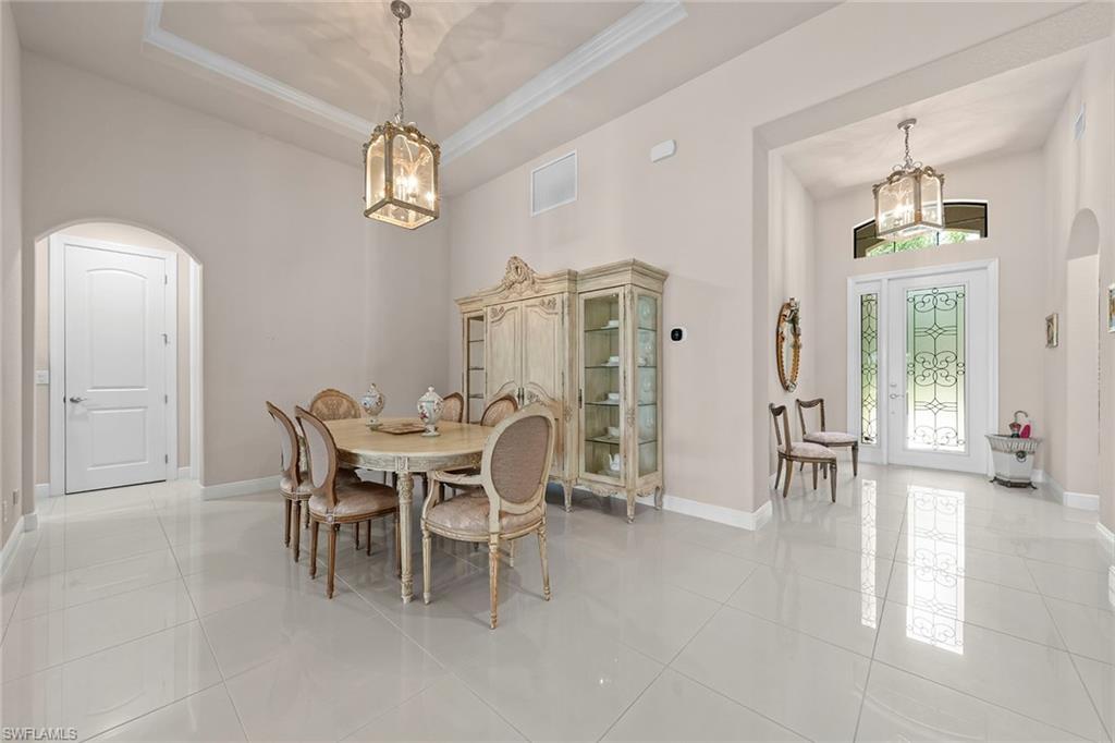 9917 Alhambra LN photo 12