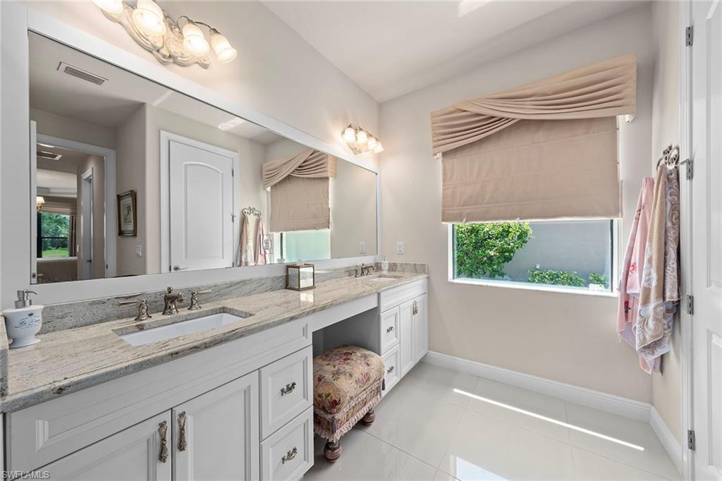 9917 Alhambra LN photo 24