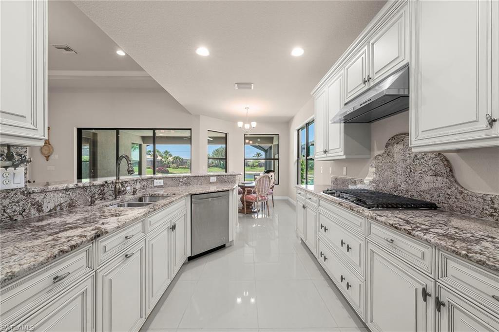 9917 Alhambra LN photo 14