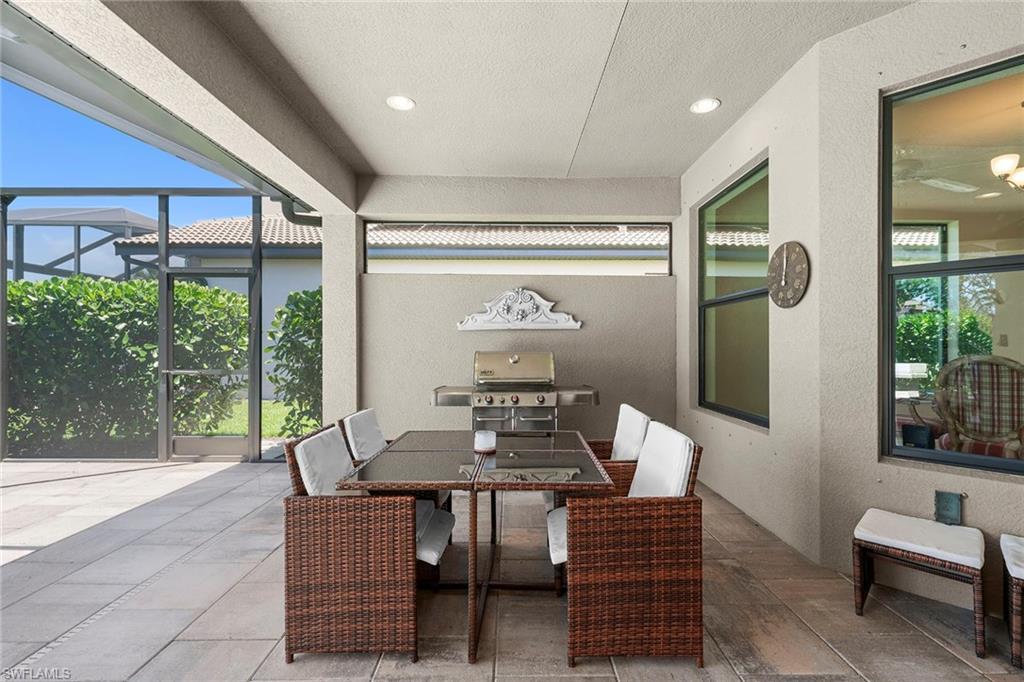9917 Alhambra LN photo 35