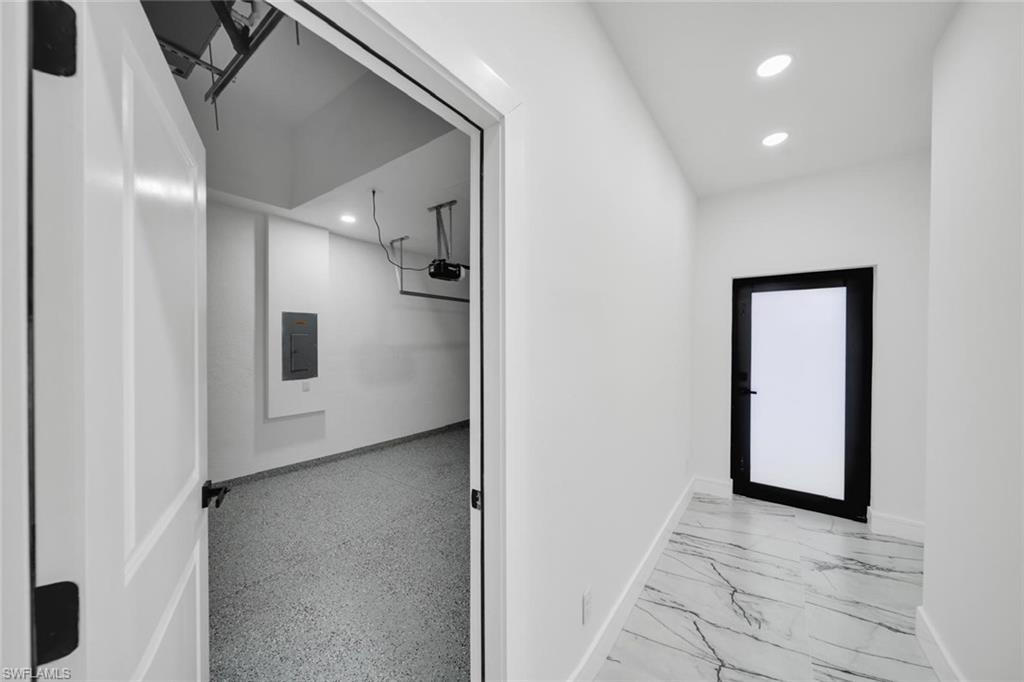 330 / 332 Bell BLVD S photo 15
