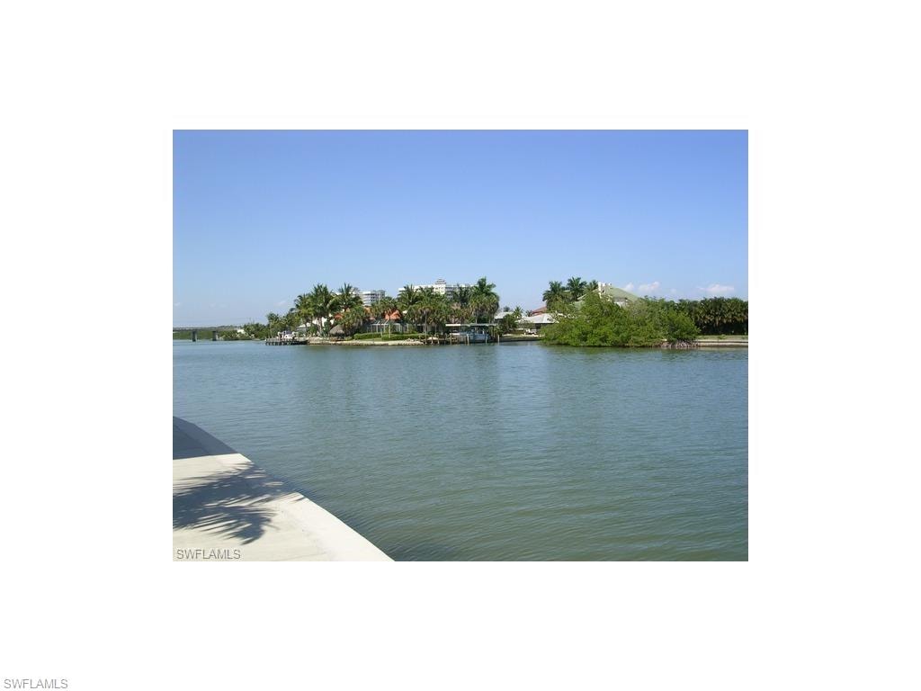 10682 GULFSHORE DR 304 C photo 13