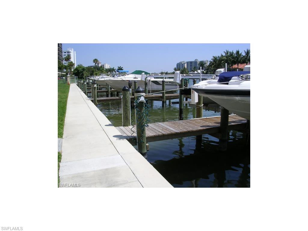 10682 GULFSHORE DR 304 C photo 14
