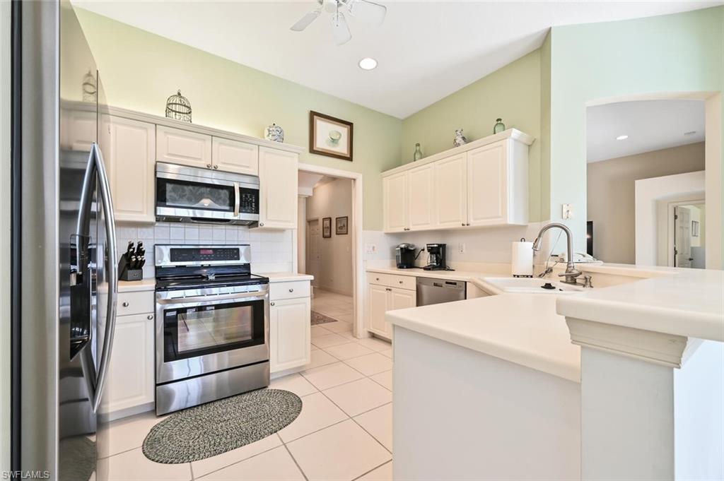 2259 Island Cove CIR photo 13