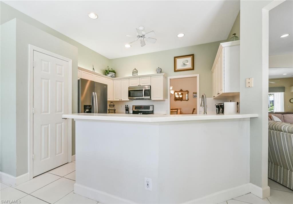2259 Island Cove CIR photo 15