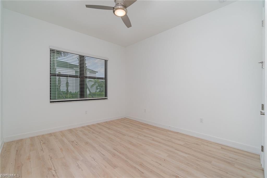 12750 Woodbury DR photo 9