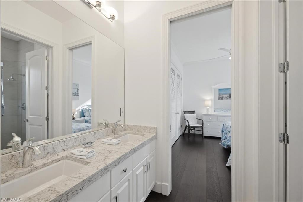 2540 Half Moon WALK photo 38
