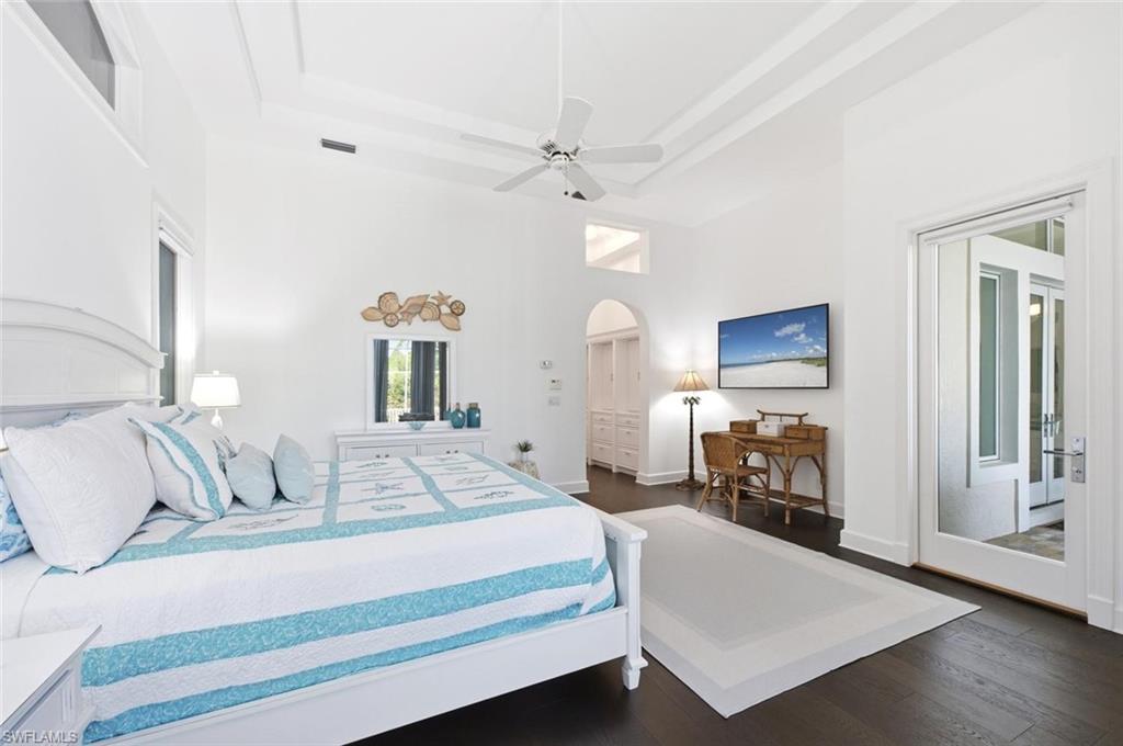 2540 Half Moon WALK photo 25