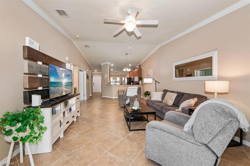 13750 Julias WAY 528 photo 12