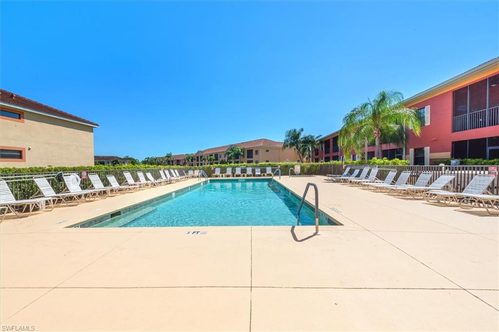 13750 Julias WAY 528 photo 32