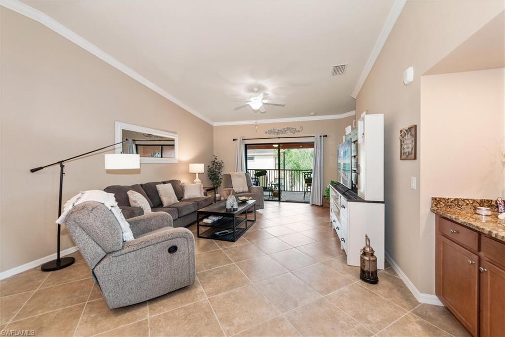 13750 Julias WAY 528 photo 9