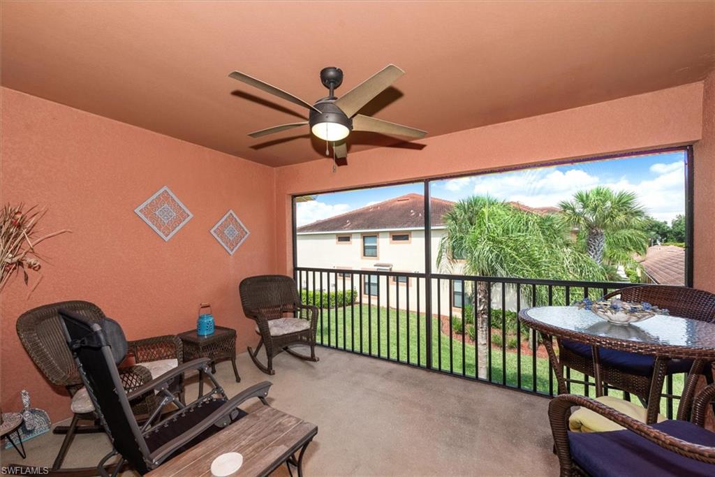 13750 Julias WAY 528 photo 8