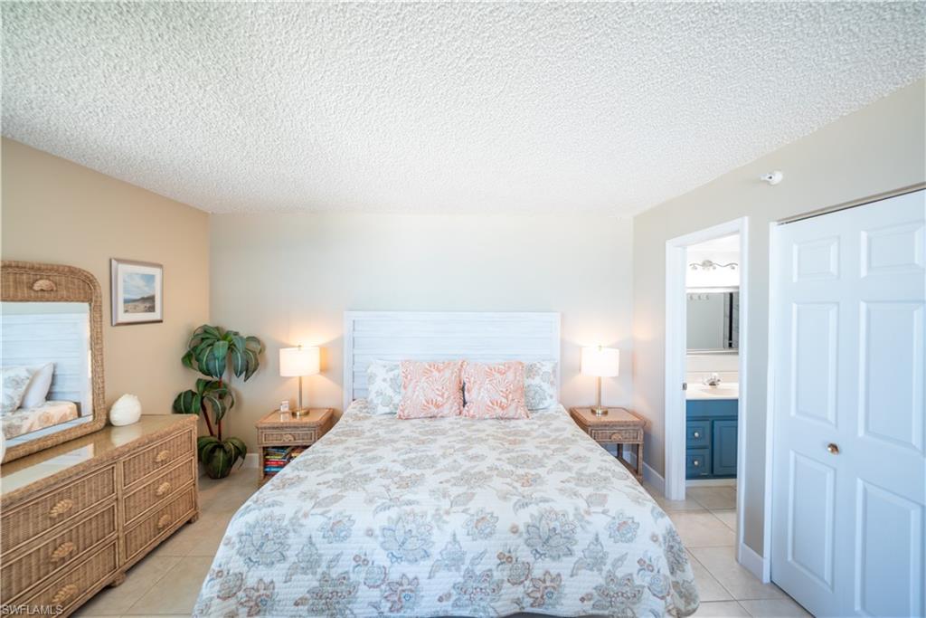 7300 Estero BLVD 606 photo 13